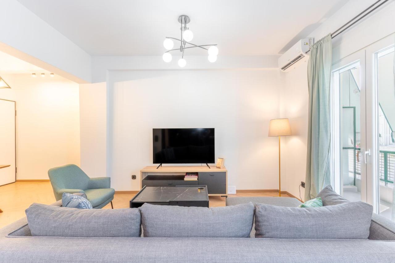 Elegant Apartment In Center, 5Min To History Sites Атина Екстериор снимка